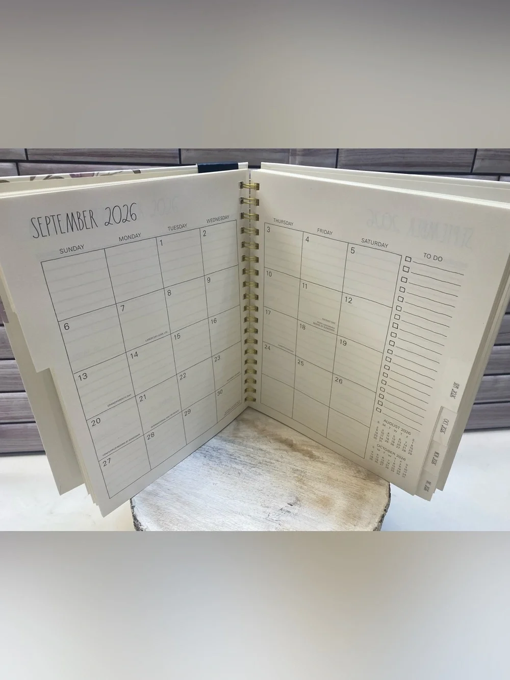 Rae Dunn❤️   “2027.”Flowers L size 17-month Planner NEW